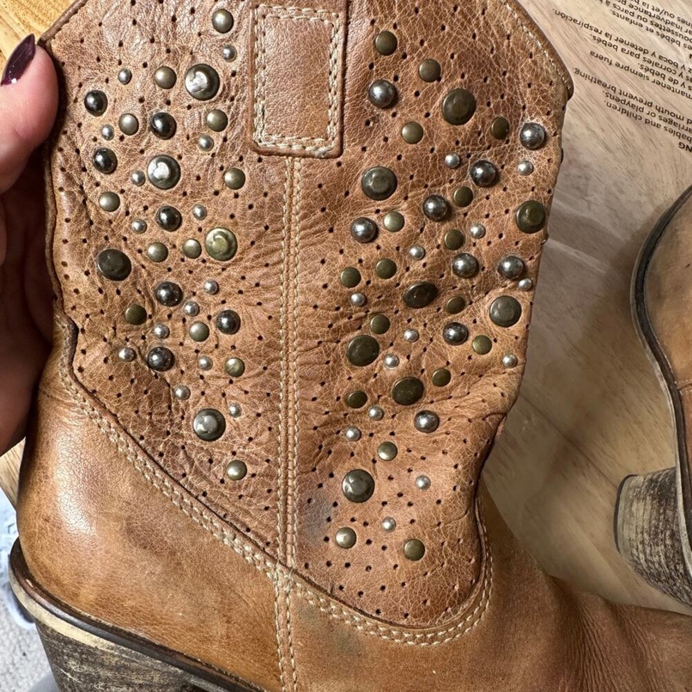 Steve Madden Studded Brown Leather Boho Western Cowboy Boots, Size 7, Pre Loved - Picture 9 of 10